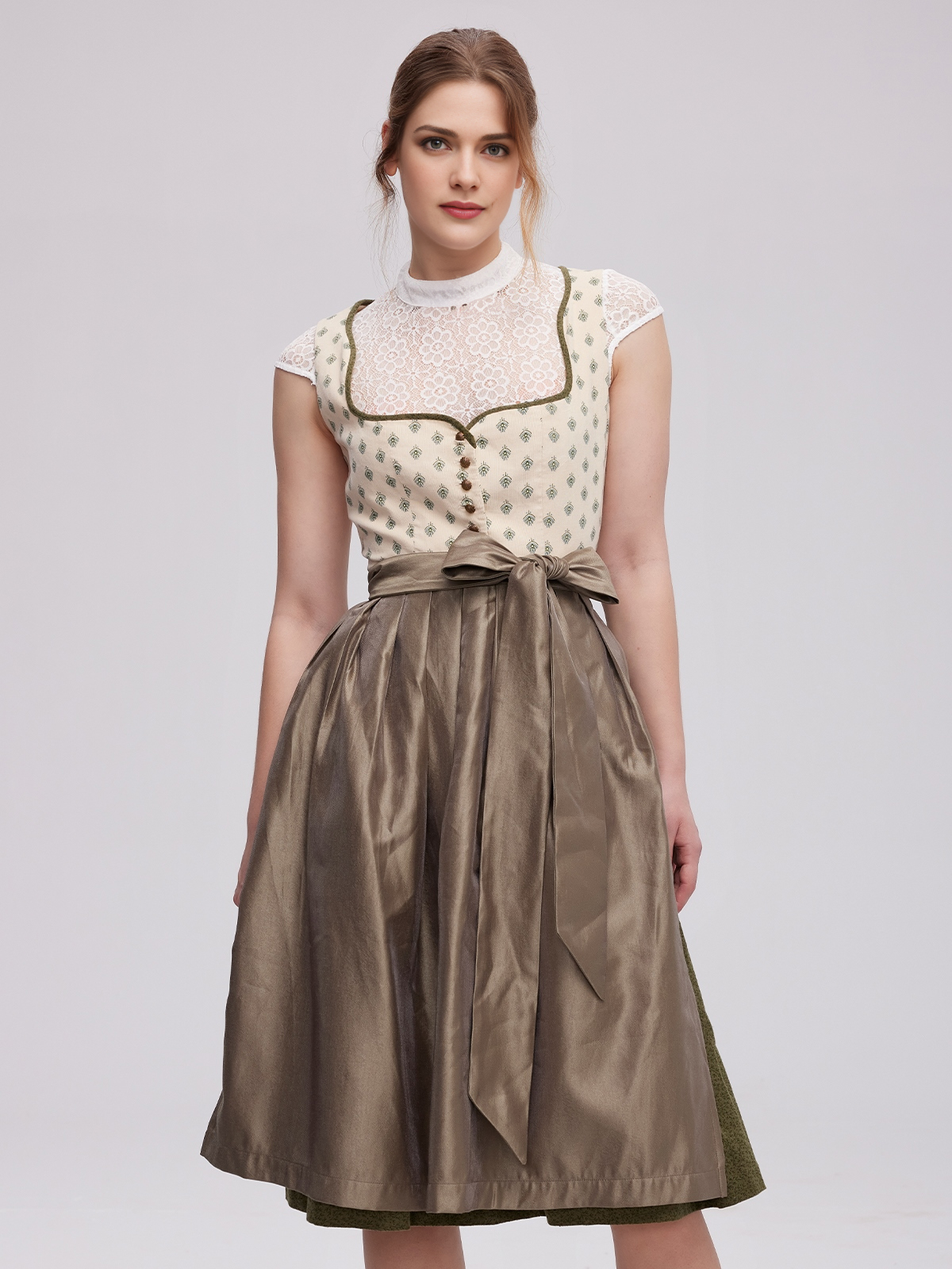 Moderne Dirndlbluse in Gelb