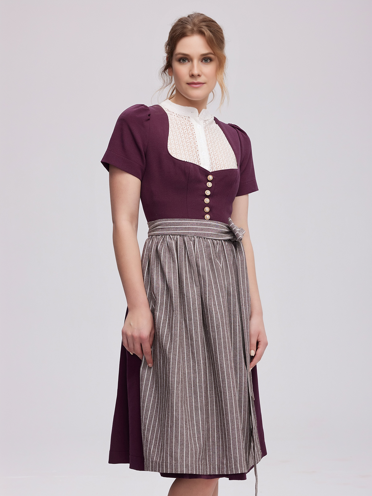 Moderne Dirndl-Bluse in Lila