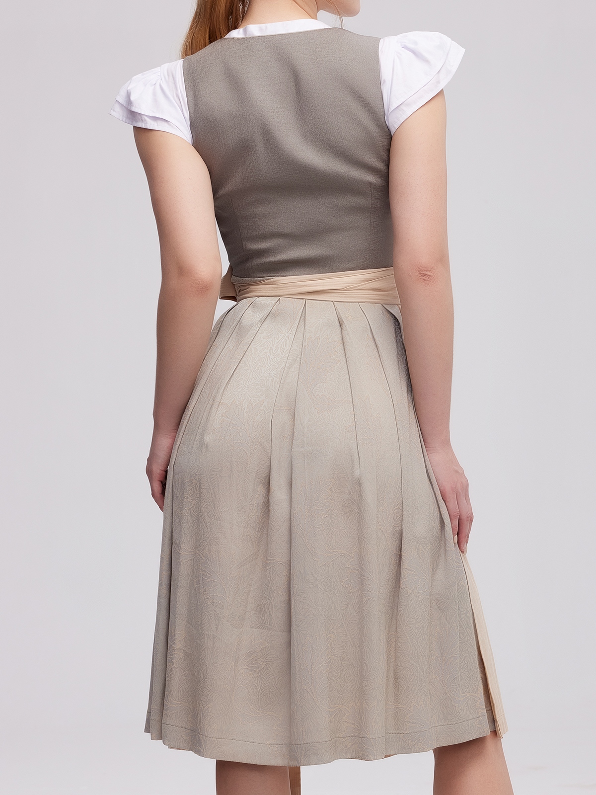 Modernes graues Dirndl