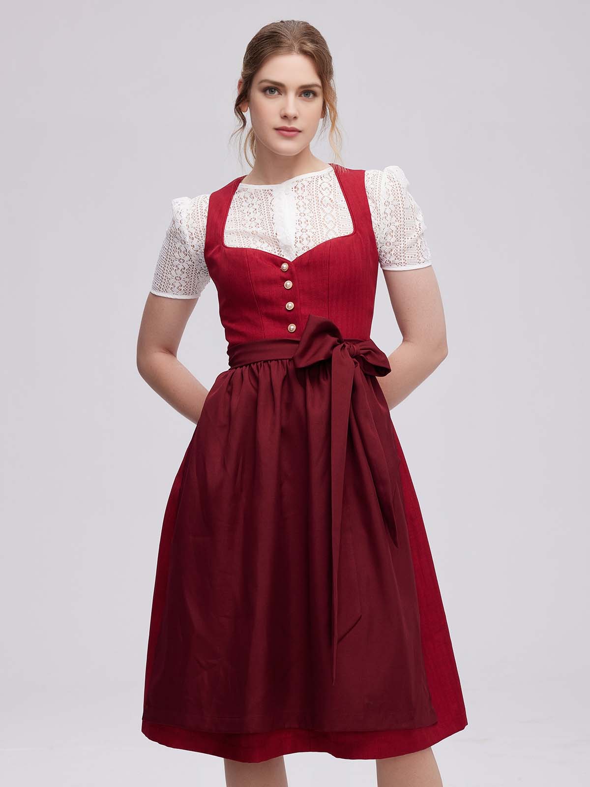 Dirndl mit Lederjacke in Rot